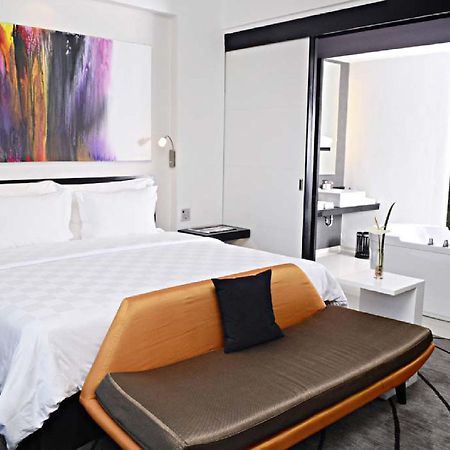 Ts Suites Surabaya Kültér fotó