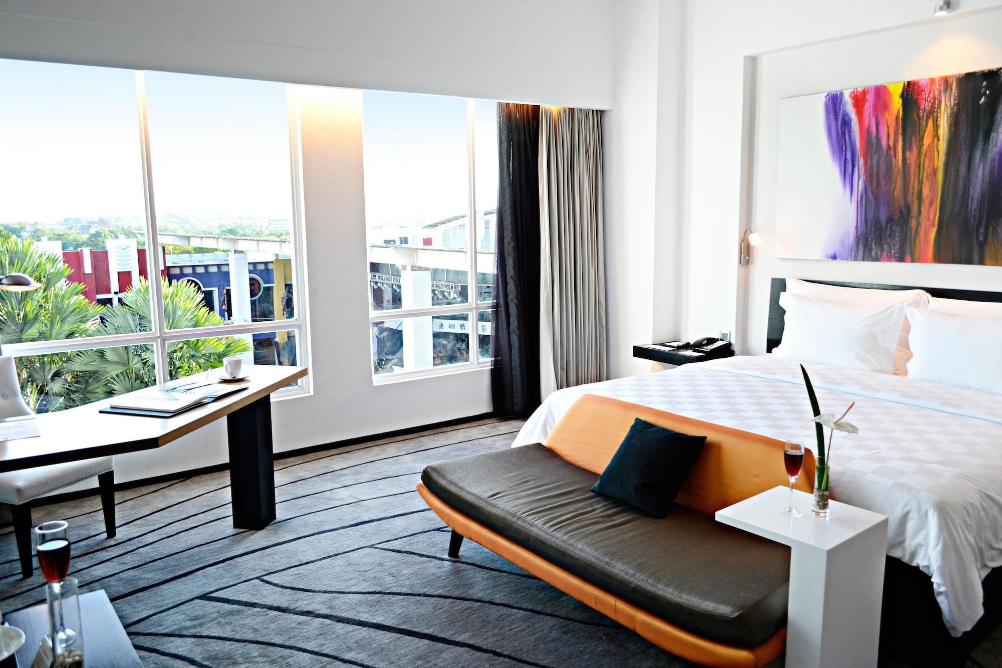Ts Suites Surabaya Kültér fotó