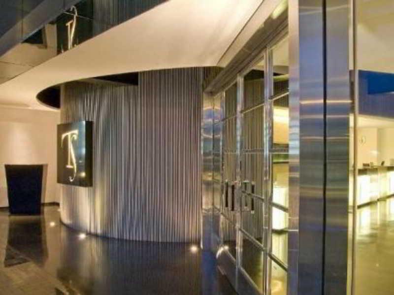 Ts Suites Surabaya Kültér fotó